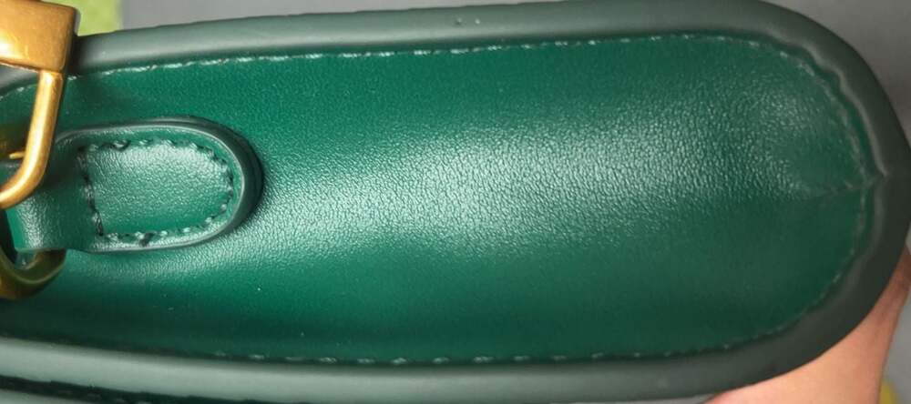 Green Faux Snakeskin Crossbody Bag with Gold Tone Hardware - Picture 5 of 6